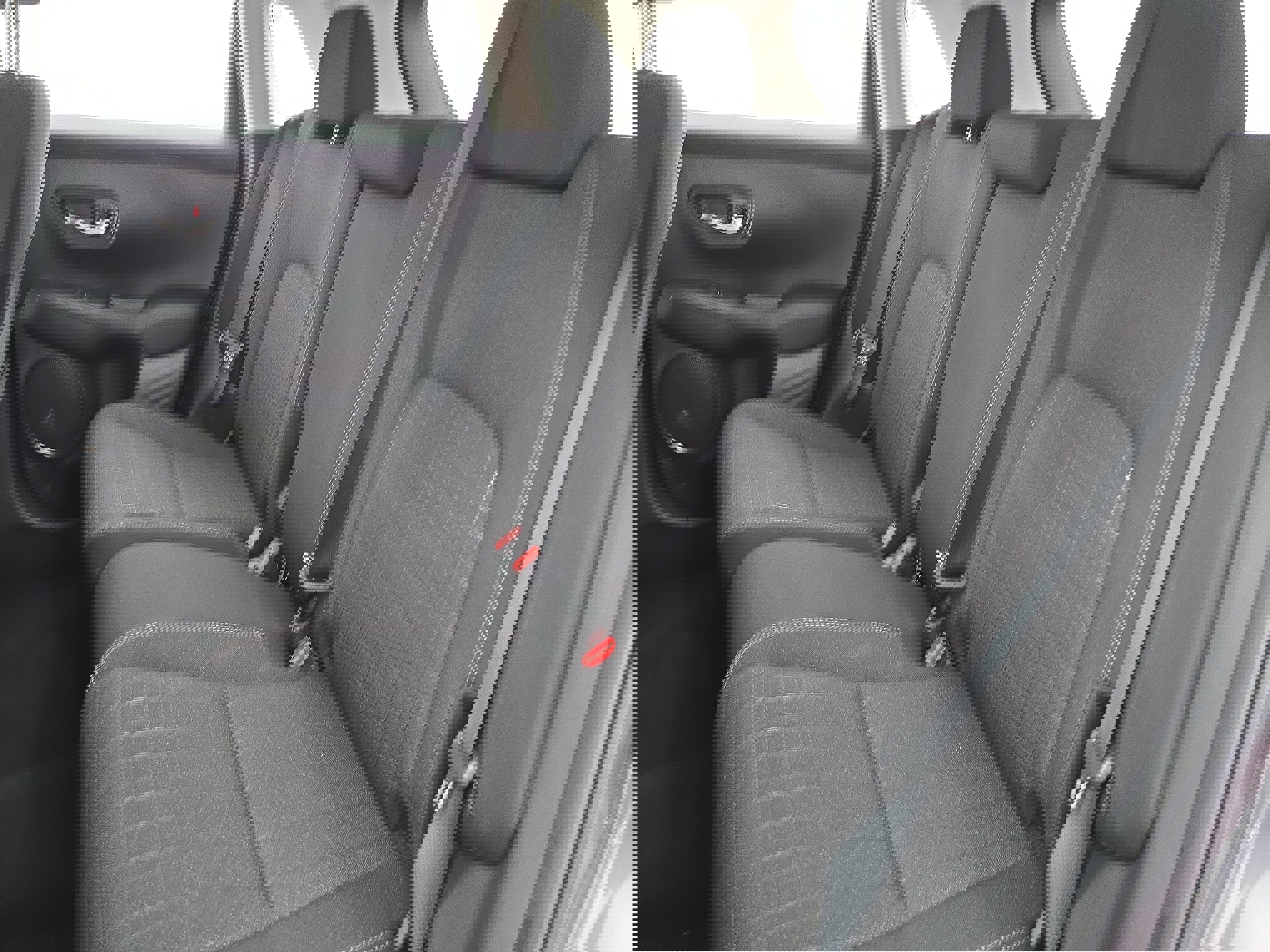 Used 2024 Honda HR-V LX image 13