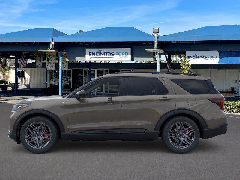 New 2026 Ford Explorer ST-Line w/ ST-Line Street Pack AWD/4WD image 3