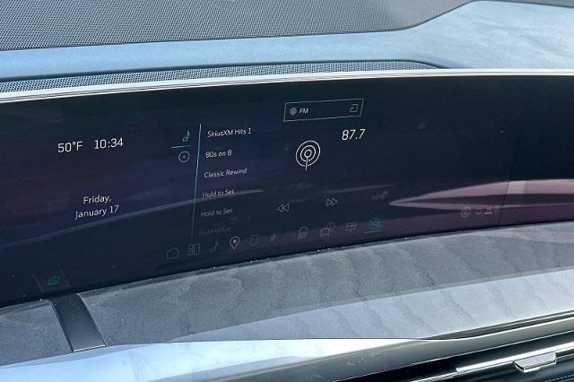 New 2025 Cadillac Escalade IQ Luxury 2 AWD/4WD image 23