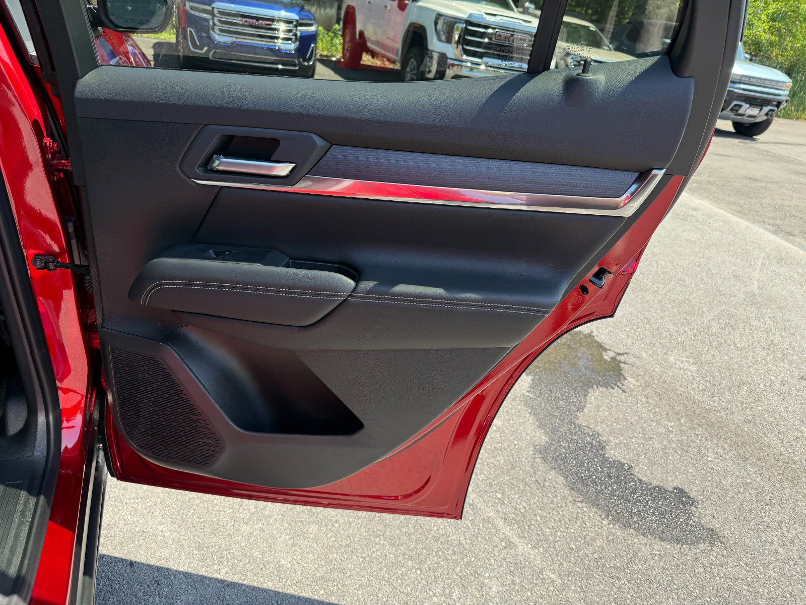 New 2026 GMC Terrain Elevation w/ LPO, Floor Liner Package image 20