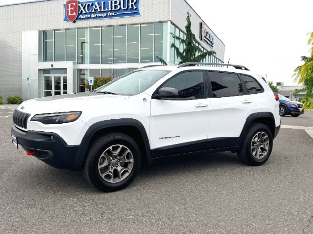 Used 2020 Jeep Cherokee Trailhawk w/ Cold Weather Group AWD/4WD image 2