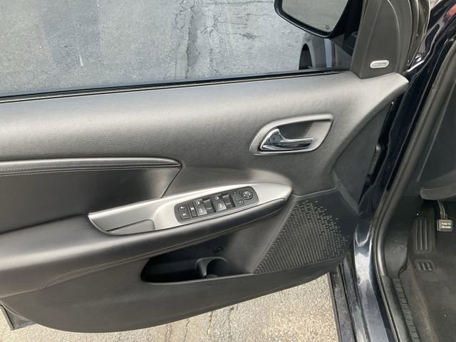 Used 2011 Dodge Journey Crew image 26