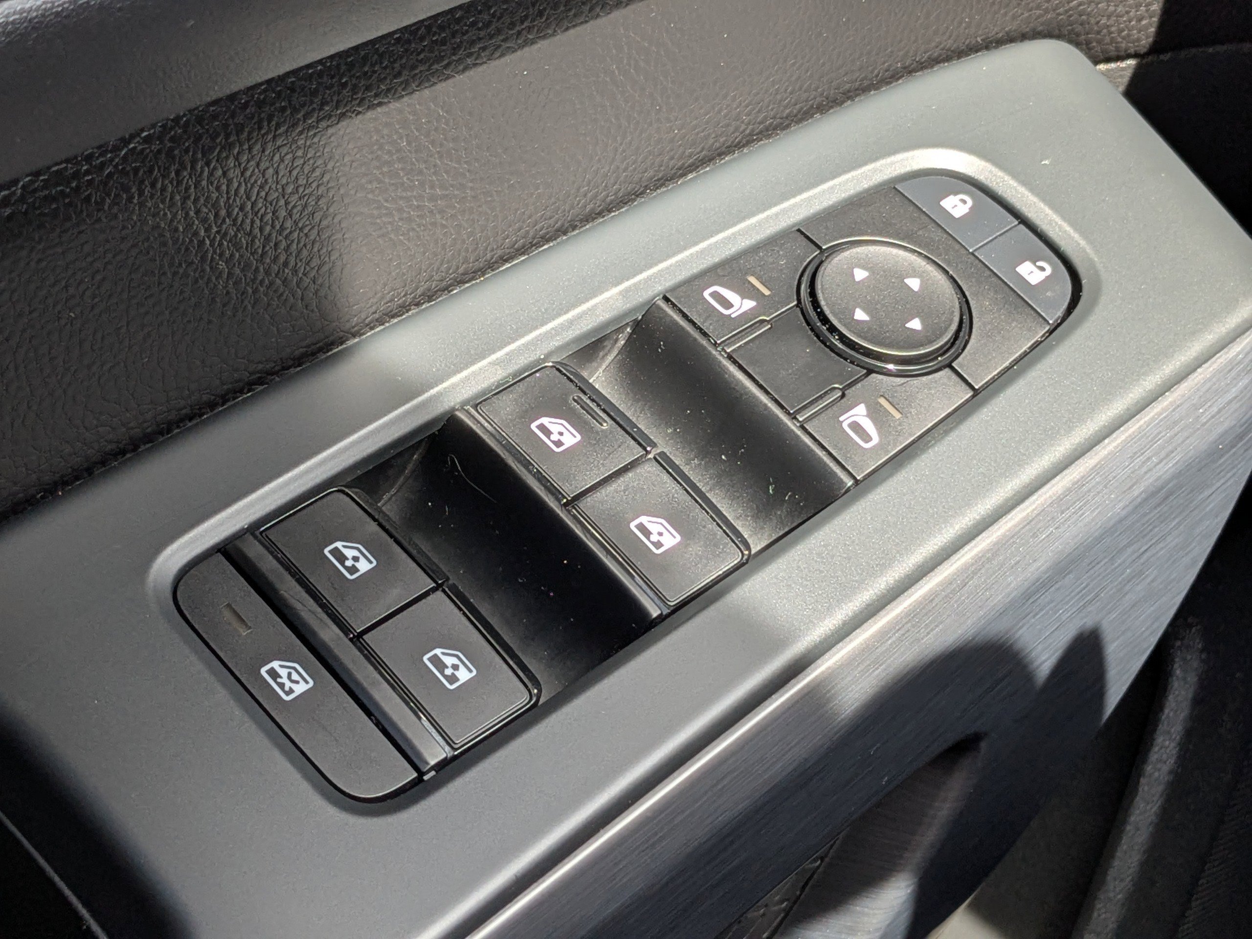 Used 2023 Nissan Pathfinder Rock Creek image 24