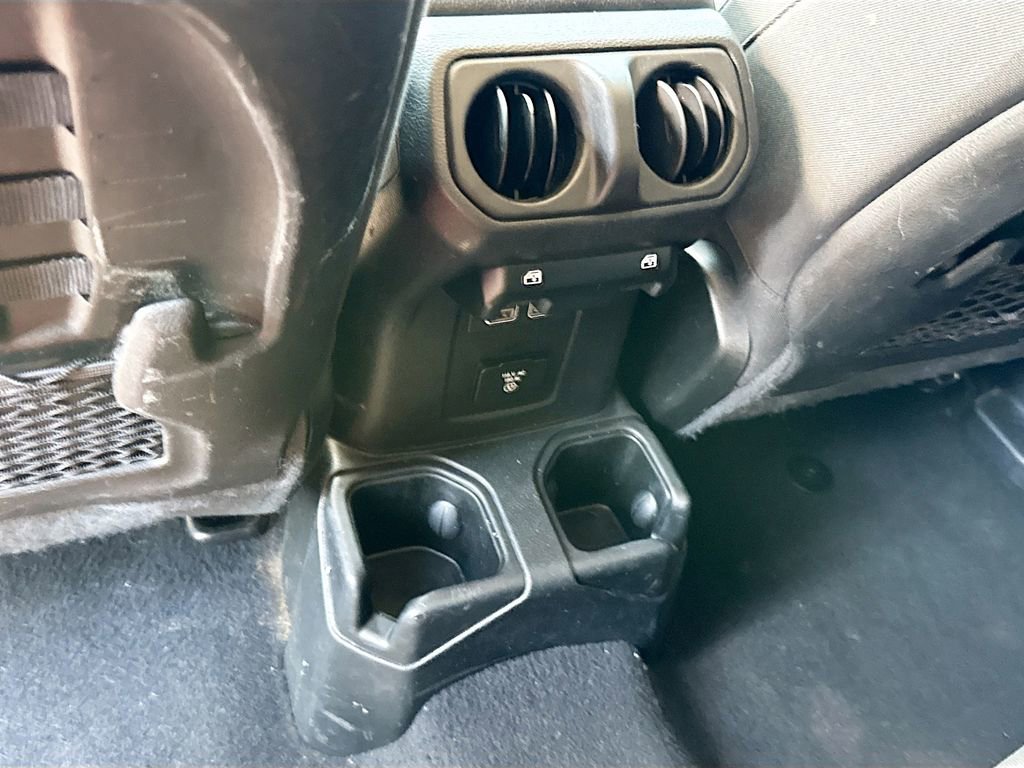 Used 2022 Jeep Wrangler Unlimited Rubicon w/ Steel Bumper Group image 29