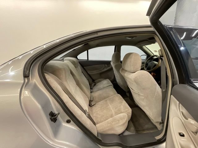 Used 1999 Oldsmobile Alero GL w/ Ashtray & Lighter Pkg FWD image 24