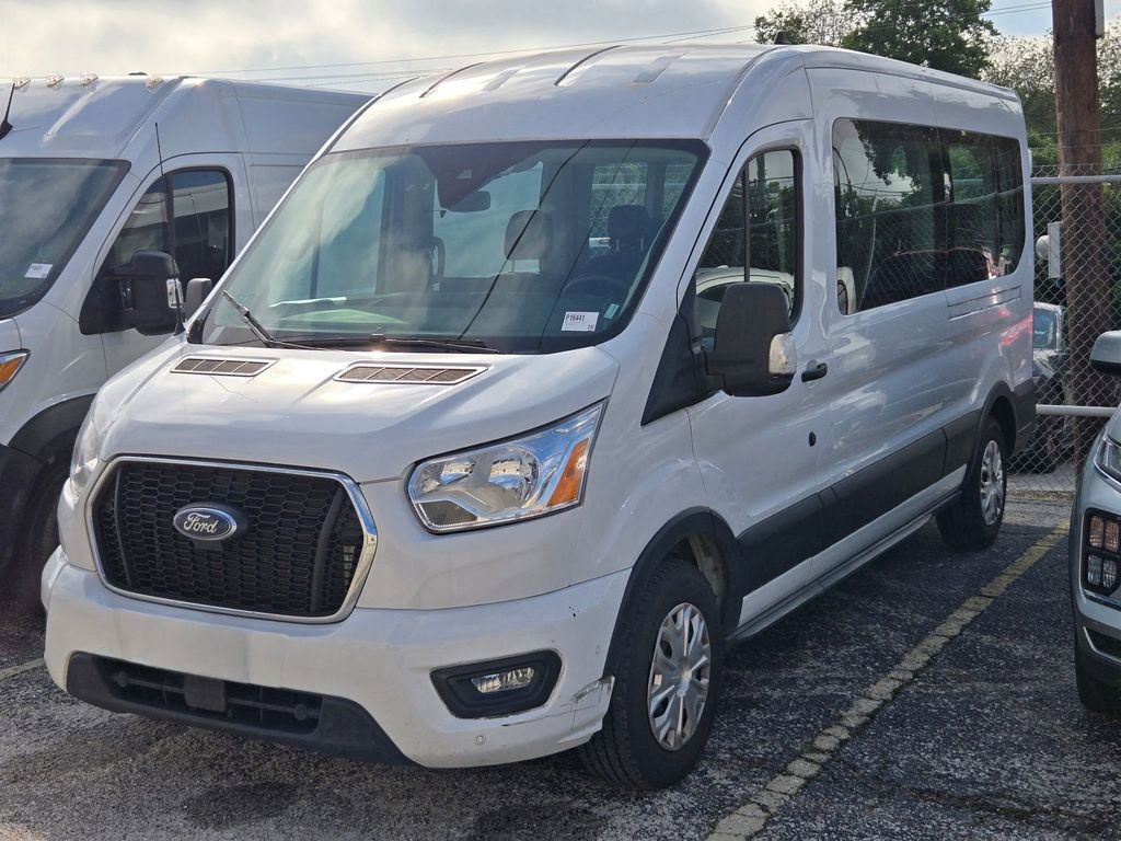 Used 2022 Ford Transit 350 XLT RWD image 4