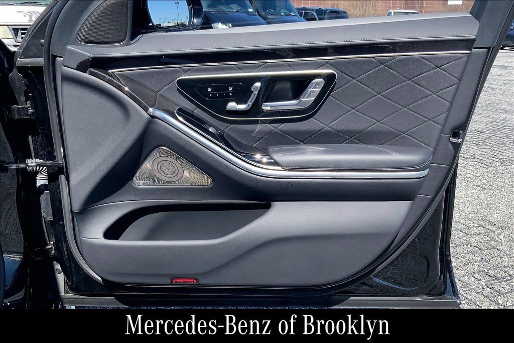 Used 2022 Mercedes-Benz S 580 4MATIC Sedan image 24