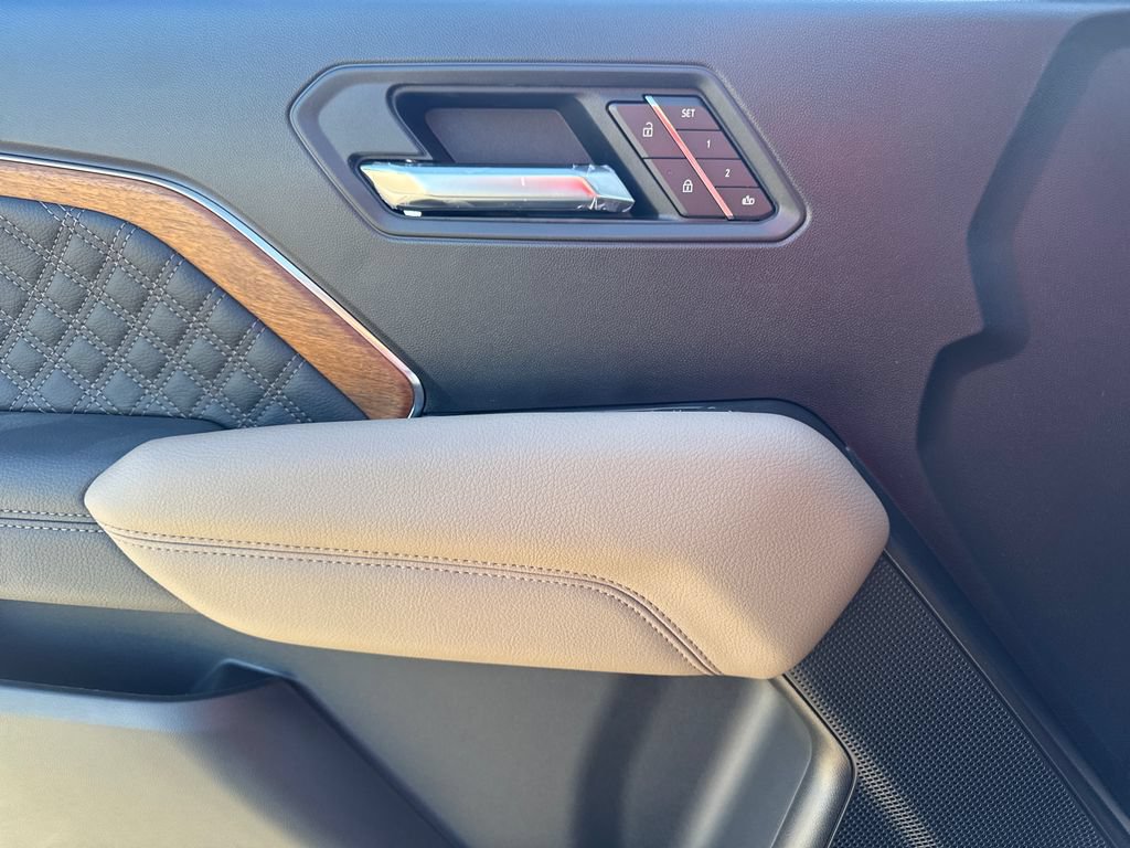 New 2026 GMC Canyon Denali AWD/4WD image 16