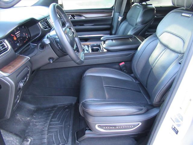 Used 2022 Jeep Grand Wagoneer Series I AWD/4WD image 19