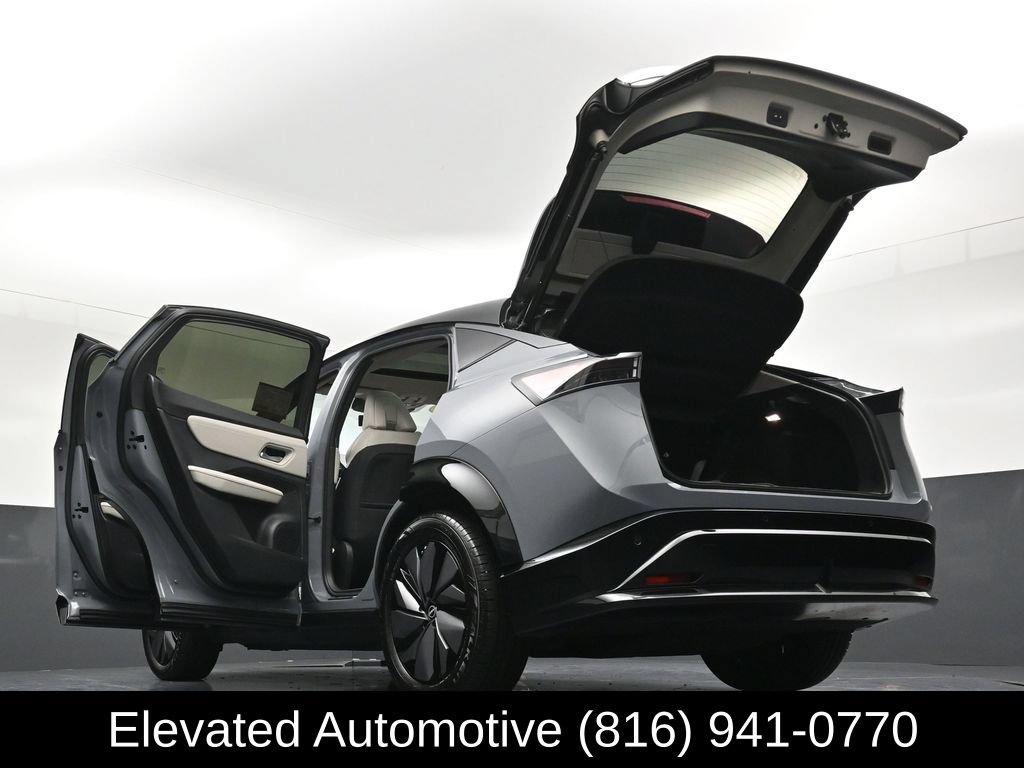 Certified 2024 Nissan Ariya AWD image 40