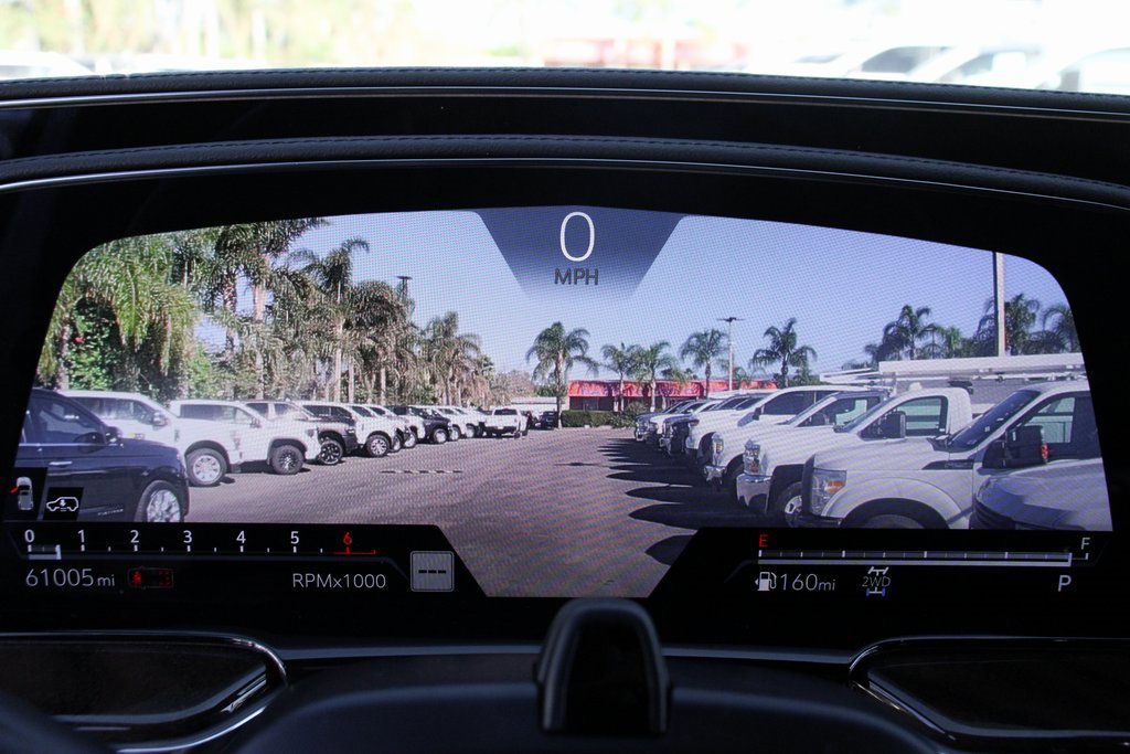 Used 2023 Cadillac Escalade Sport Platinum image 28