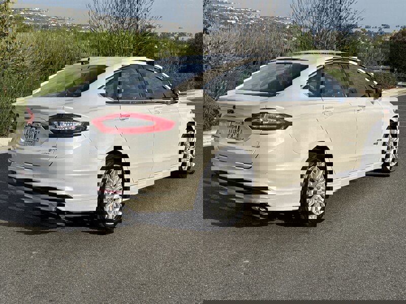 Used 2014 Ford Fusion SE w/ Equipment Group 502A image 7