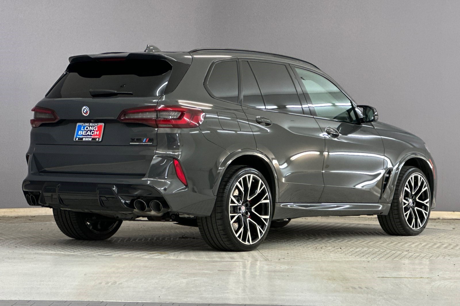 Used 2022 BMW X5 M w/ Competition Package 2 image 8