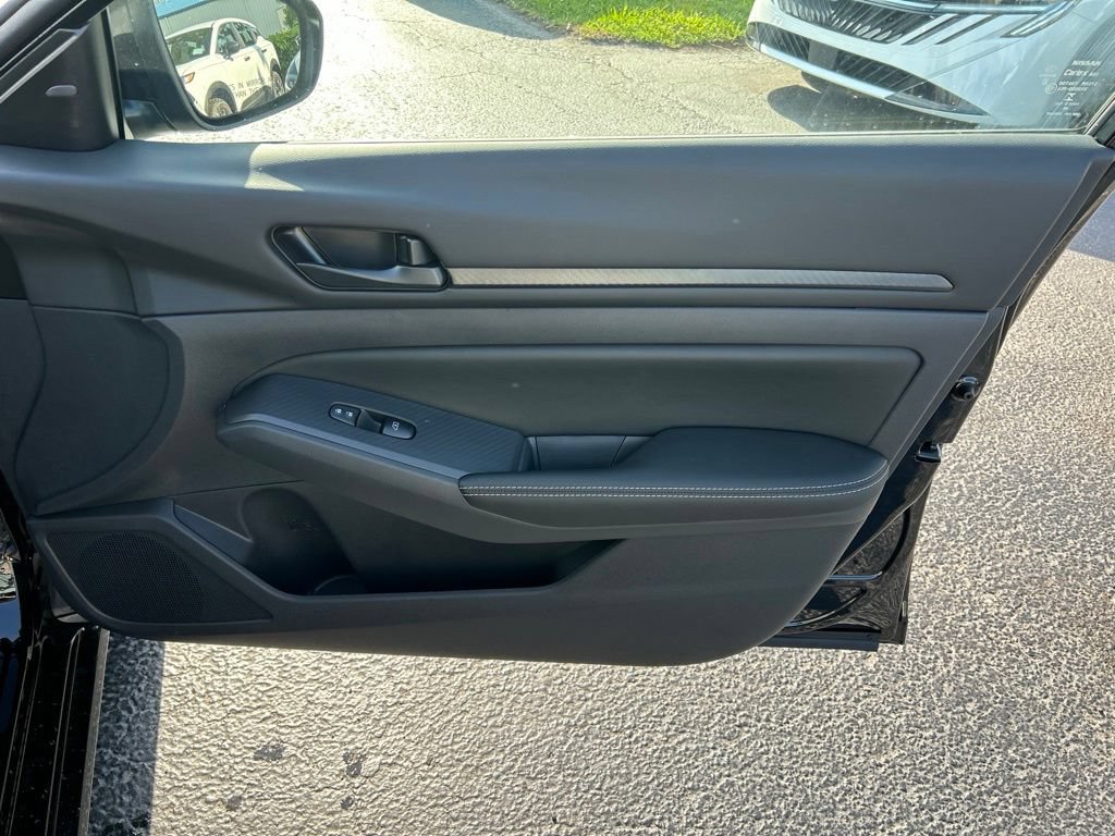 New 2026 Nissan Altima 2.5 SV w/ SV Special Edition Package FWD image 40