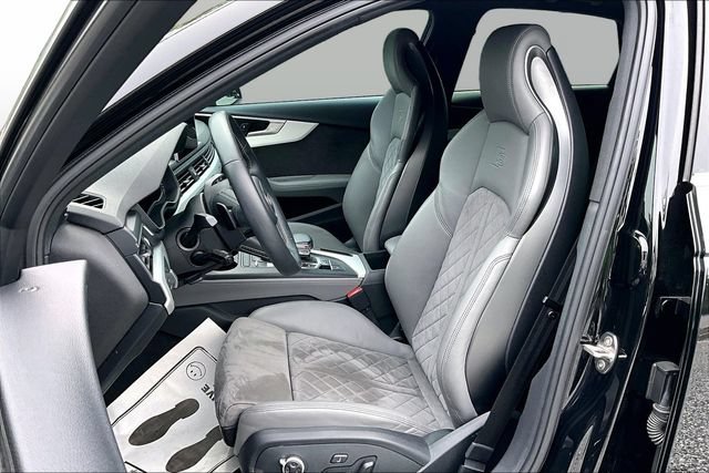 Used 2019 Audi S4 Premium Plus w/ Premium Plus Package AWD/4WD image 24