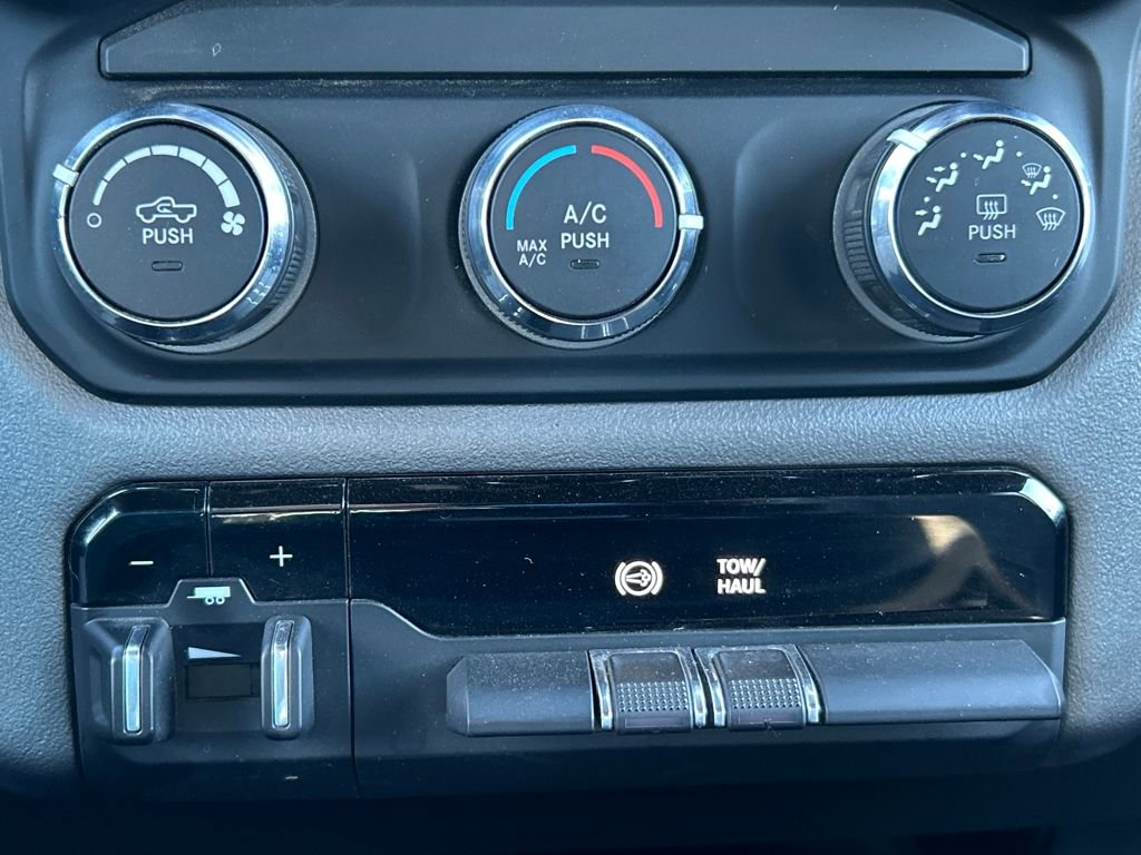 Used 2024 RAM 2500 Big Horn image 15