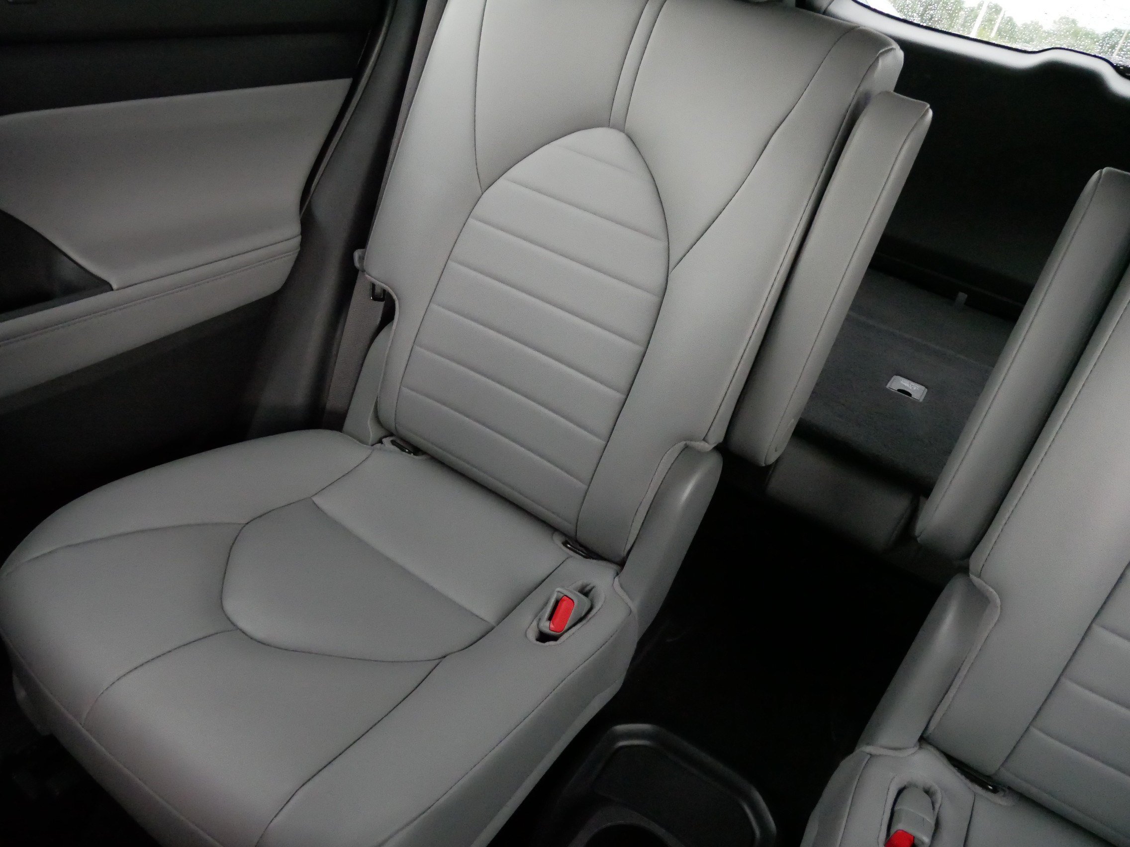 Certified 2026 Toyota Highlander XLE AWD/4WD image 12