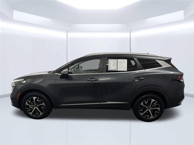 Certified 2025 Kia Sportage EX AWD/4WD image 3