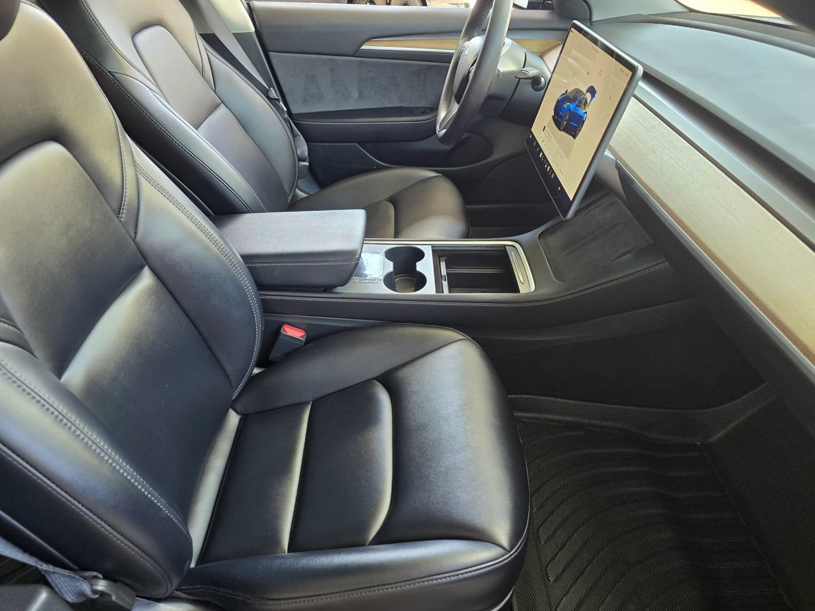 Used 2023 Tesla Model 3 Standard Range RWD image 29
