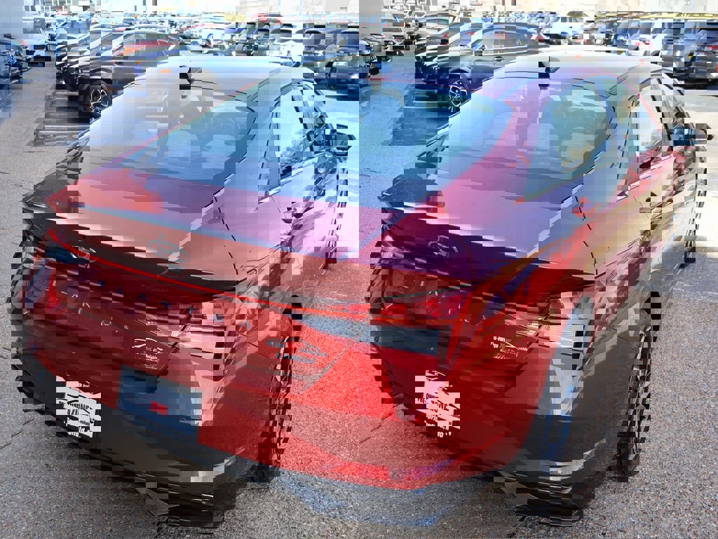 Certified 2022 Hyundai Elantra Limited image 6