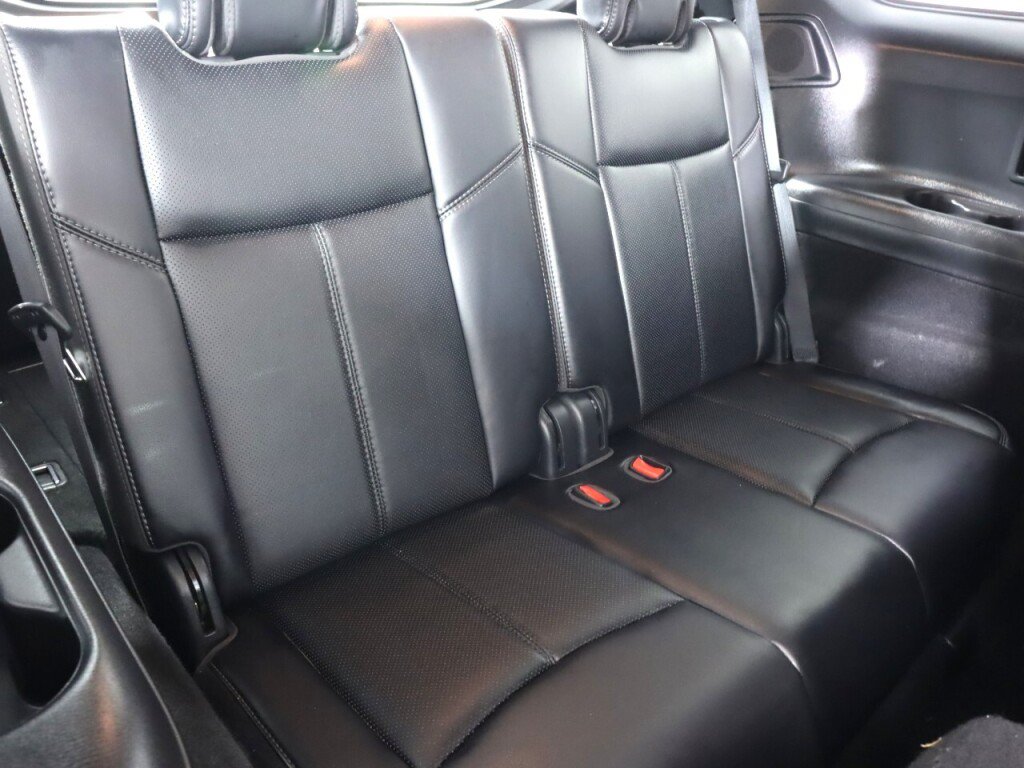 Used 2020 Nissan Pathfinder Platinum AWD/4WD image 47