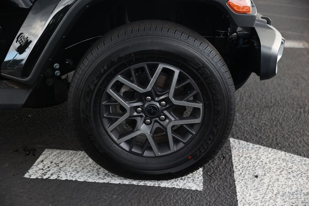 New 2026 Jeep Wrangler Unlimited Sahara AWD/4WD image 8