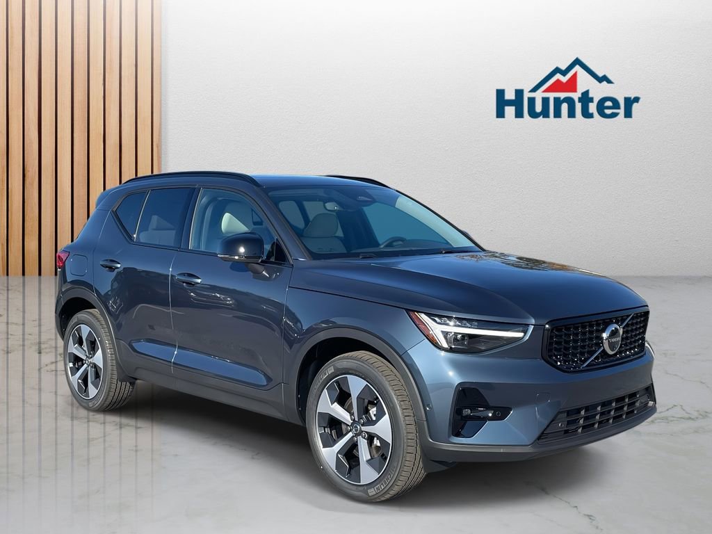 New 2026 Volvo XC40 B4 Plus w/ Protection Package Premier FWD image 1
