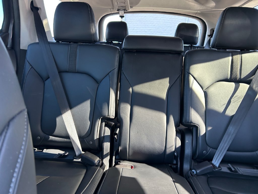 Certified 2024 Honda Pilot Touring image 28