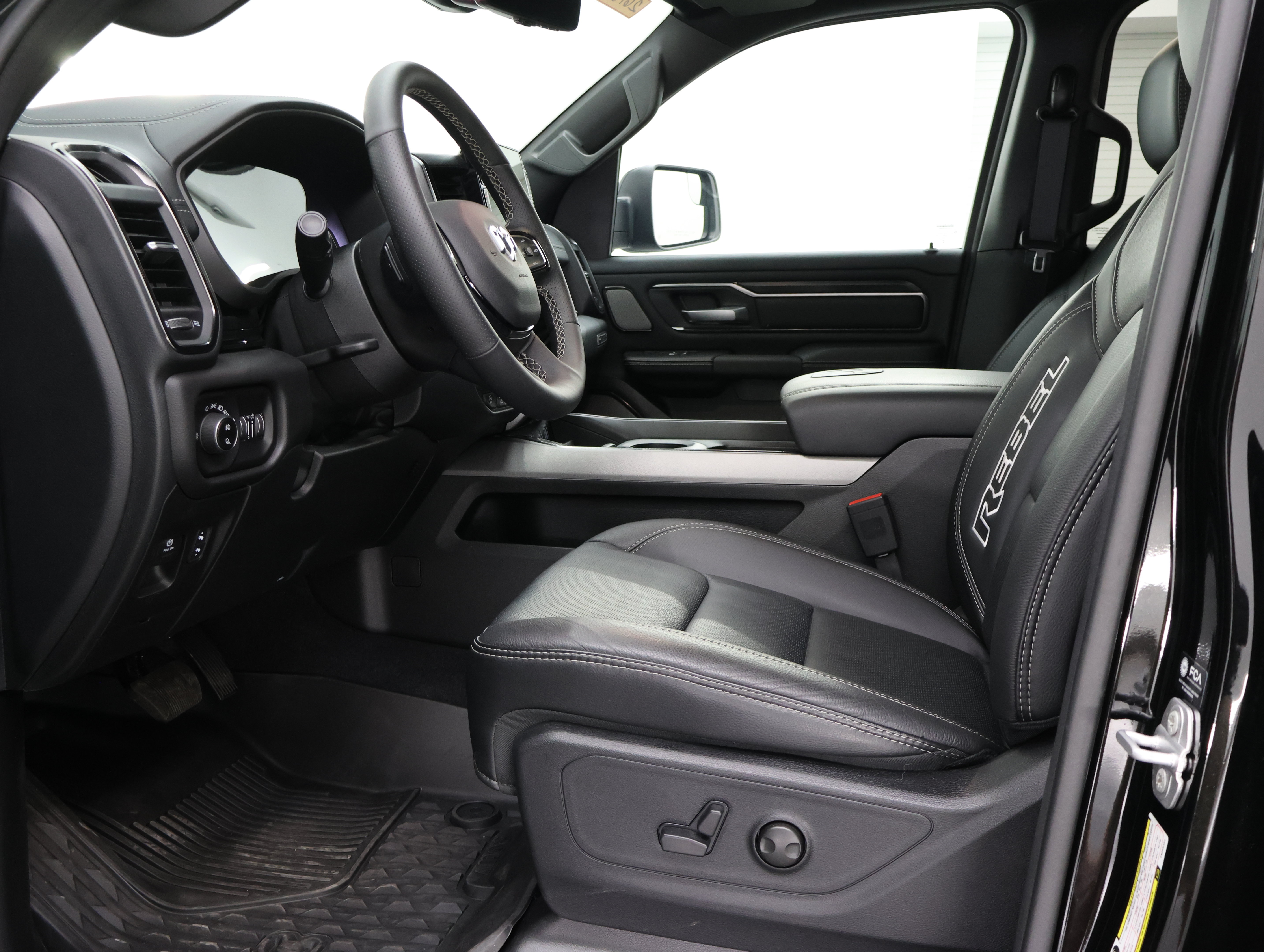 Used 2026 RAM 1500 Rebel w/ Advanced Safety Group II AWD/4WD image 8