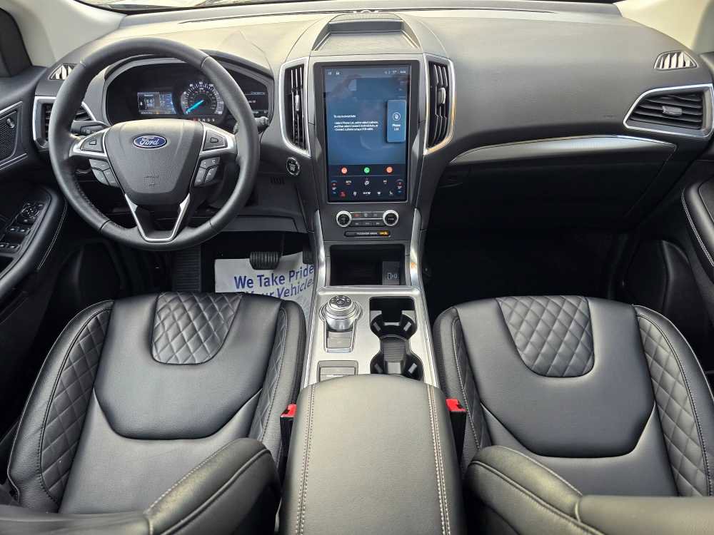 Used 2024 Ford Edge Titanium image 29