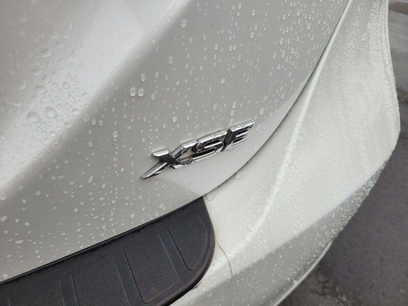 Used 2019 Toyota Camry XSE image 11