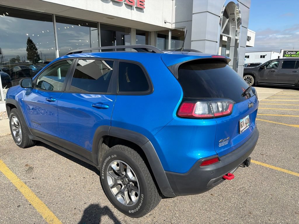 Used 2019 Jeep Cherokee Trailhawk AWD/4WD image 3