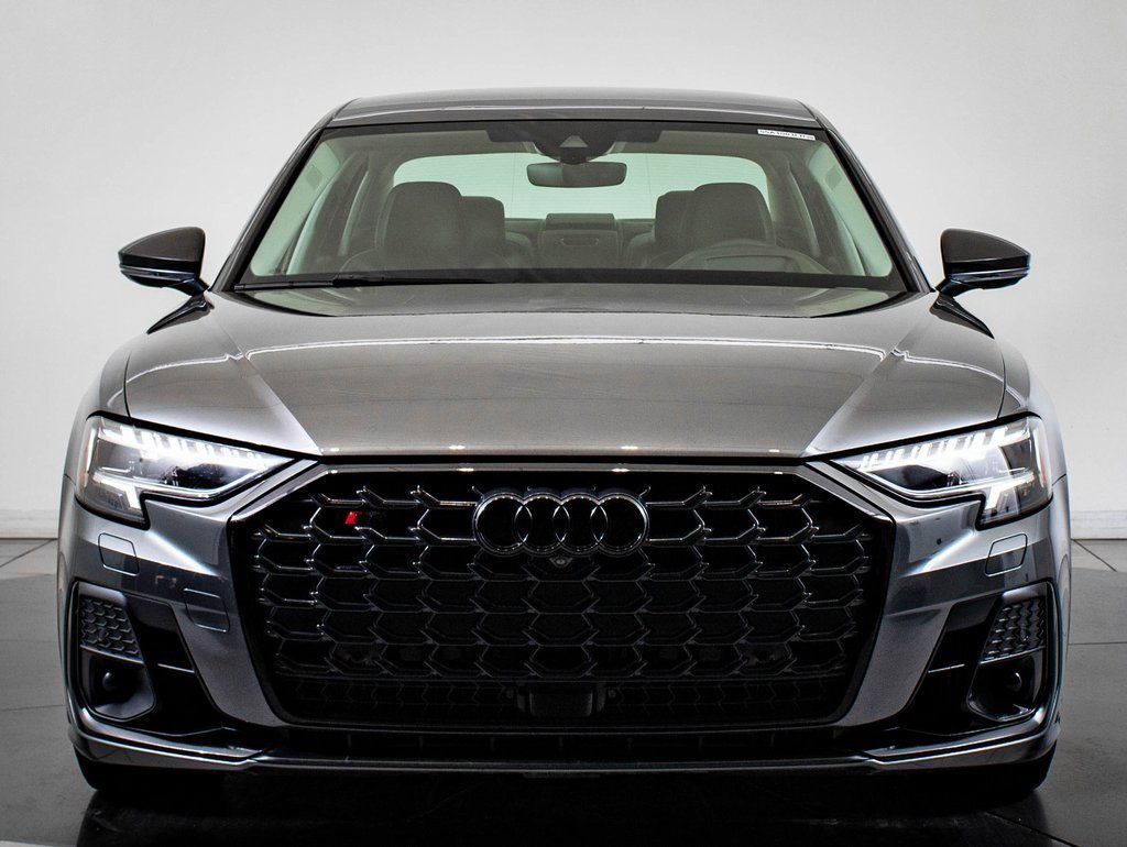 Certified 2022 Audi S8 image 2