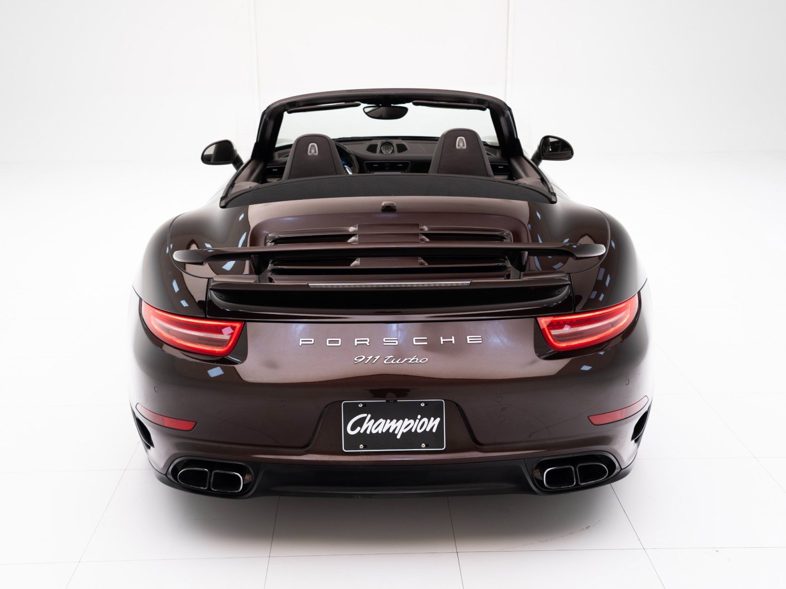 Certified 2014 Porsche 911 Turbo image 10