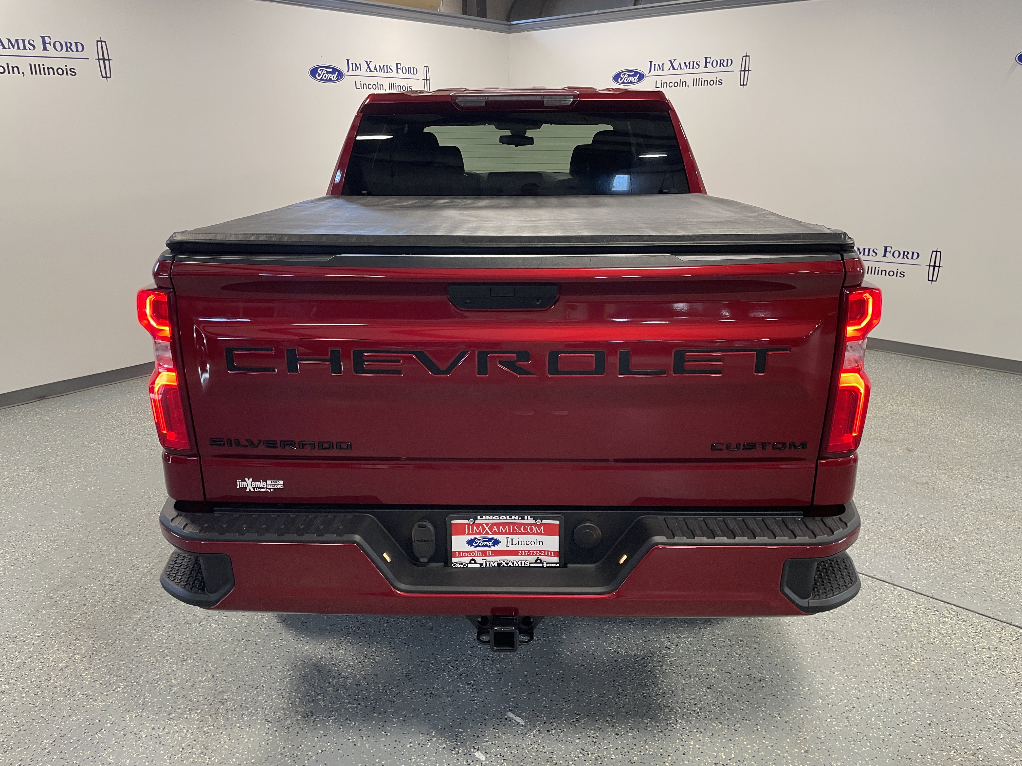 Used 2022 Chevrolet Silverado 1500 Custom w/ LPO, Blackout Package image 5