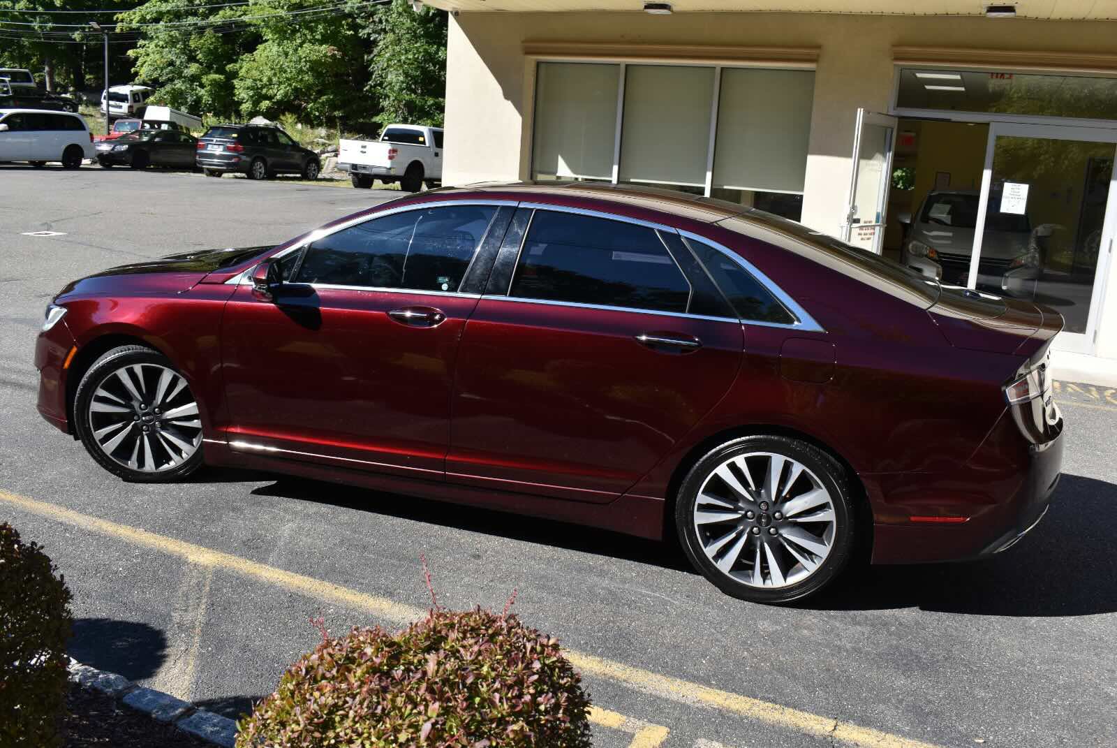 Used 2017 Lincoln MKZ Select w/ Climate Package FWD image 7