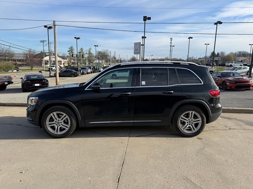 Used 2022 Mercedes-Benz GLB 250 4MATIC image 9