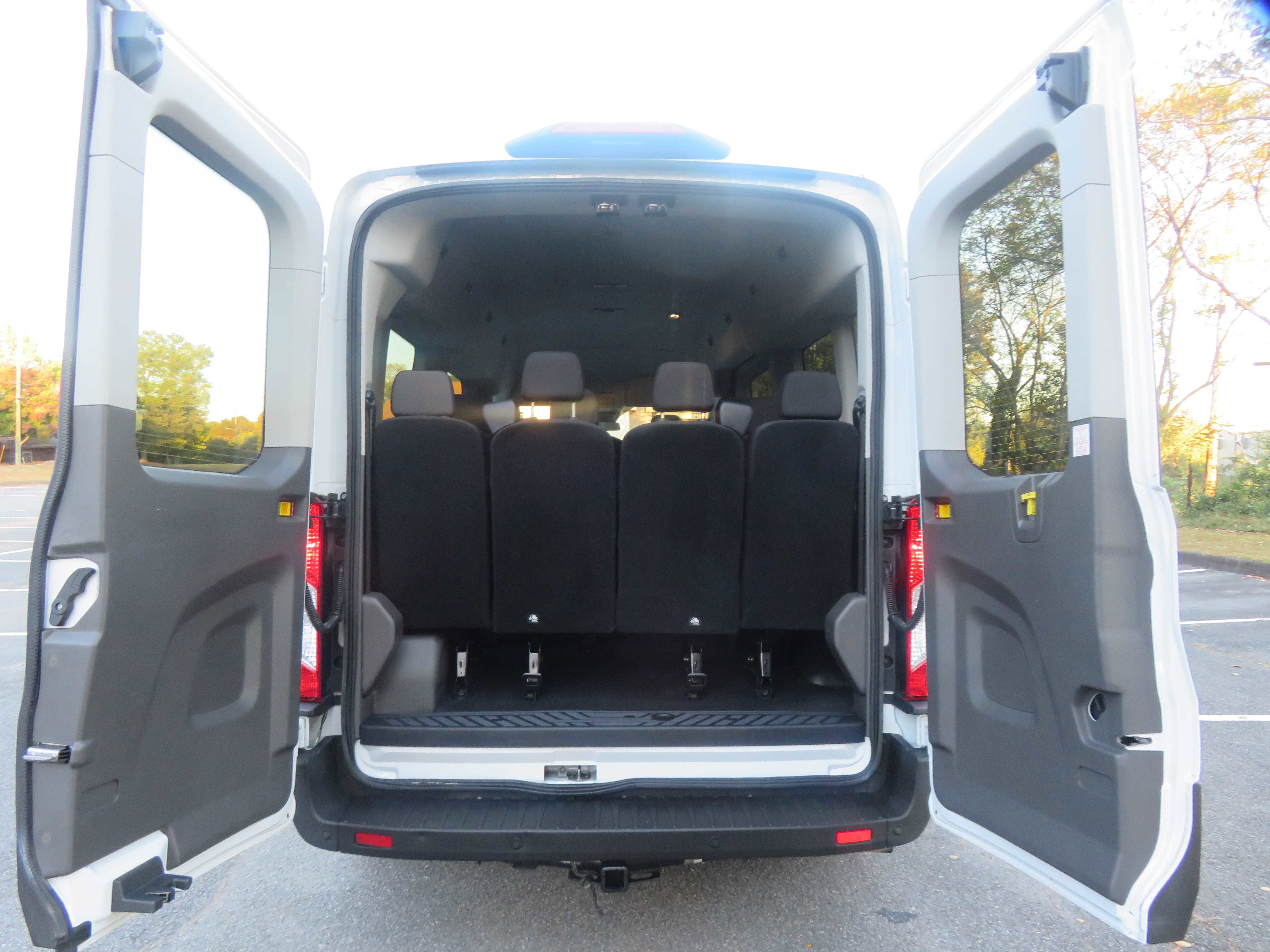 Used 2024 Ford Transit 350 XLT image 17