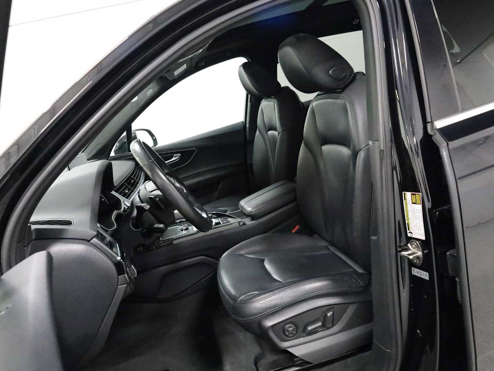 Used 2019 Audi Q7 3.0T Premium Plus AWD/4WD image 5