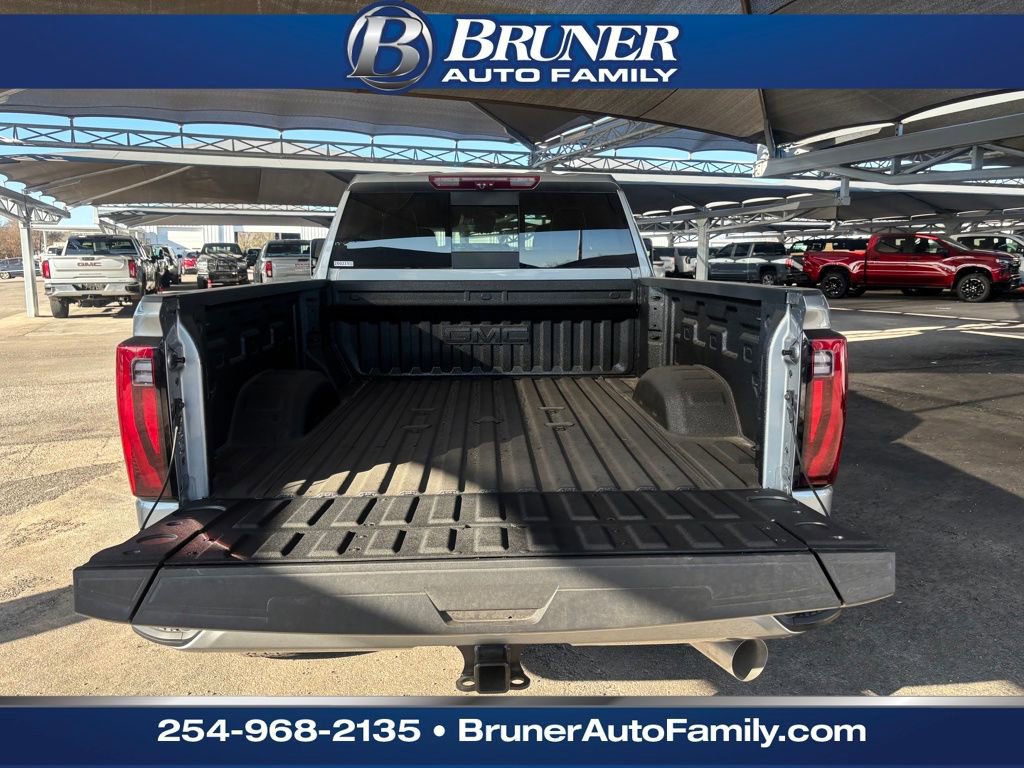 New 2026 GMC Sierra 2500 Denali Ultimate w/ LPO, Black Badging Package image 7