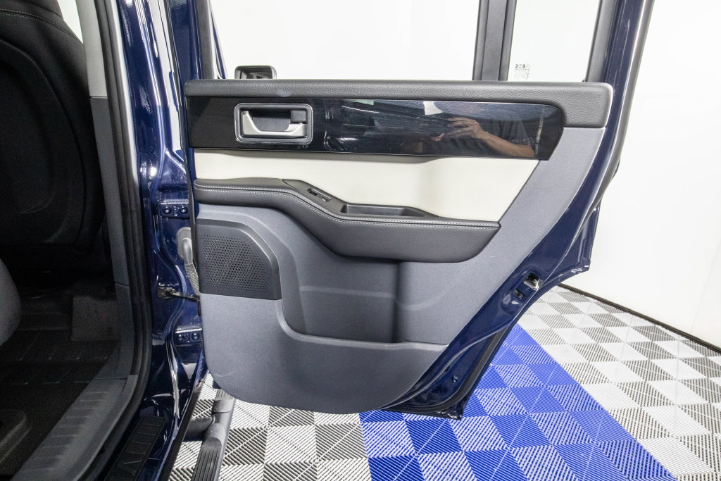Used 2024 INEOS Grenadier Station Wagon AWD/4WD image 17