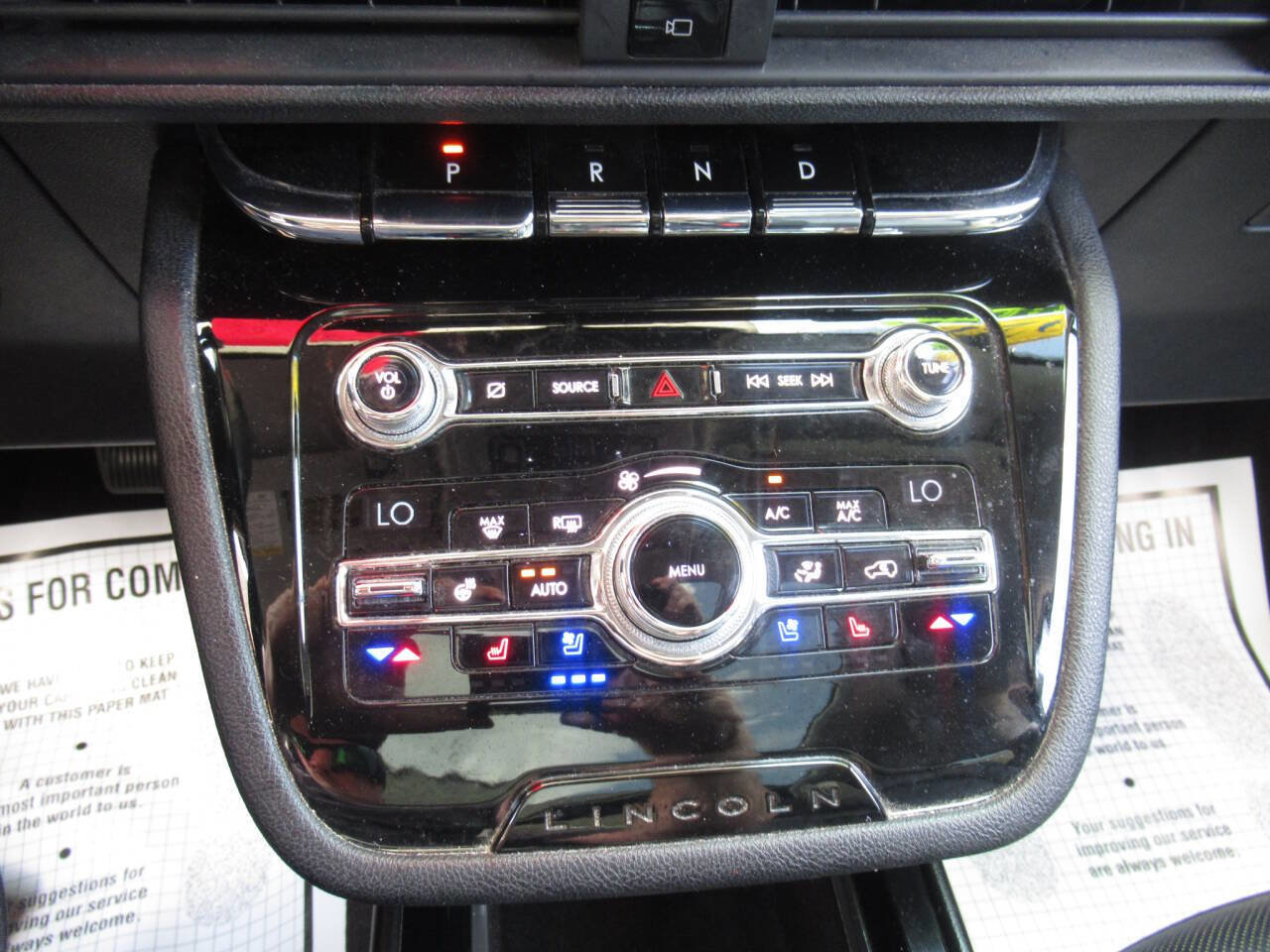 Used 2020 Lincoln Corsair Reserve w/ Elements Package image 21