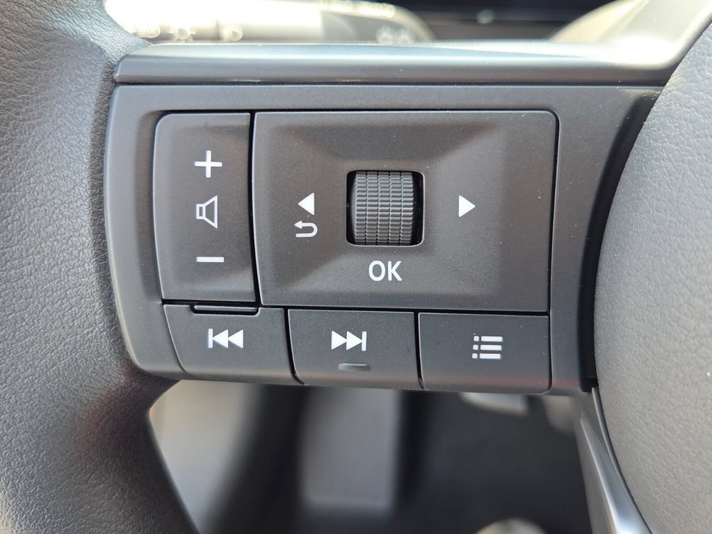 New 2027 Nissan Kicks S FWD image 24