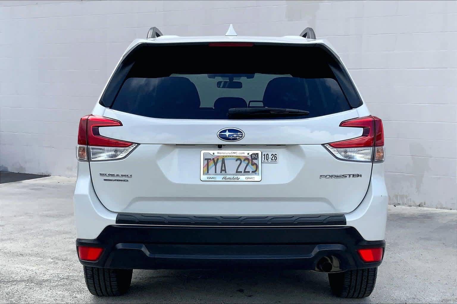 Used 2020 Subaru Forester Premium AWD/4WD image 5