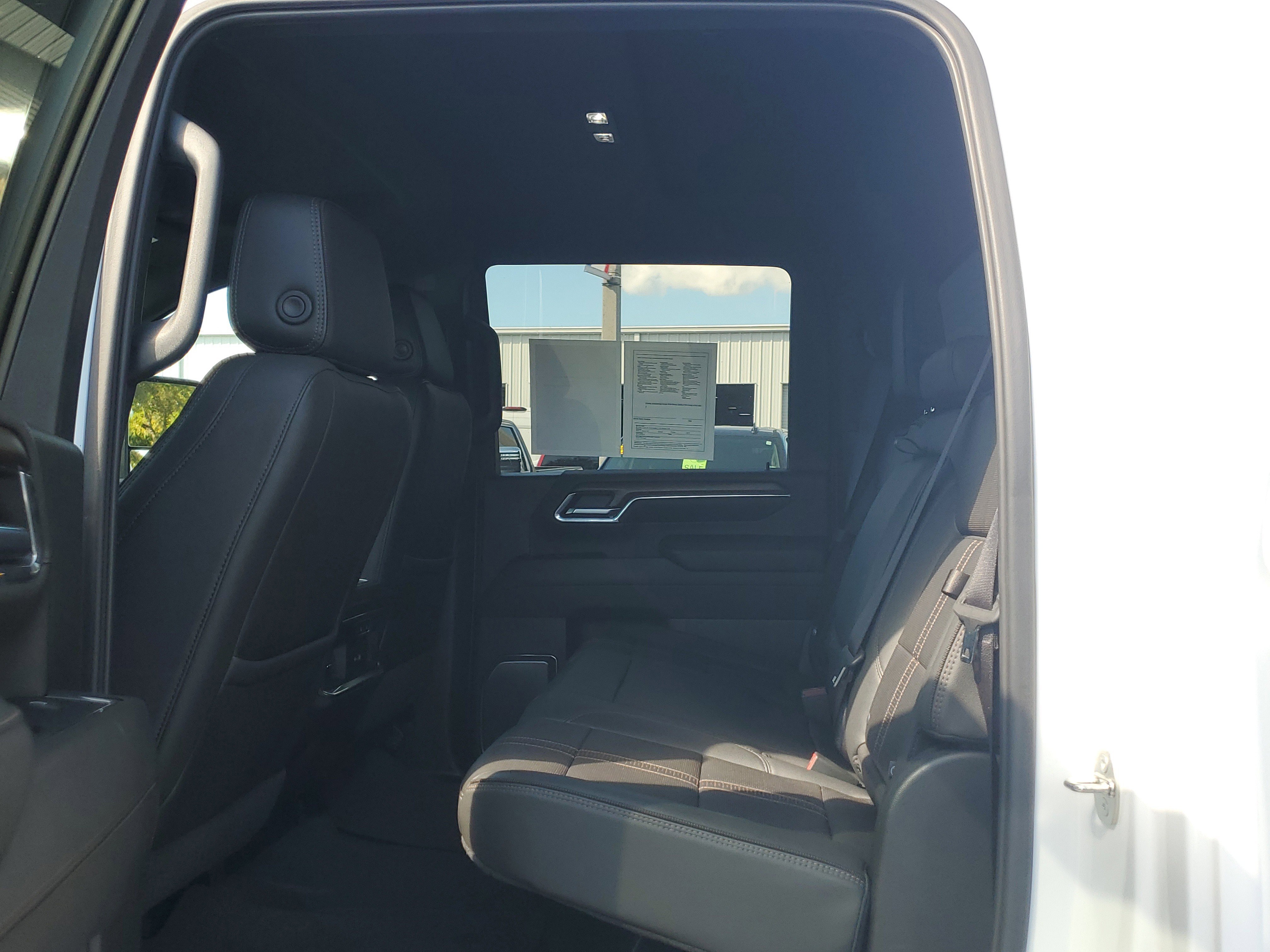 Used 2024 Chevrolet Silverado 2500 High Country AWD/4WD image 14