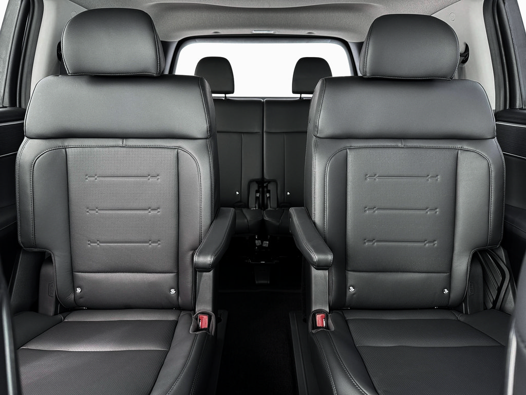 New 2026 Hyundai Santa Fe Limited AWD/4WD image 16