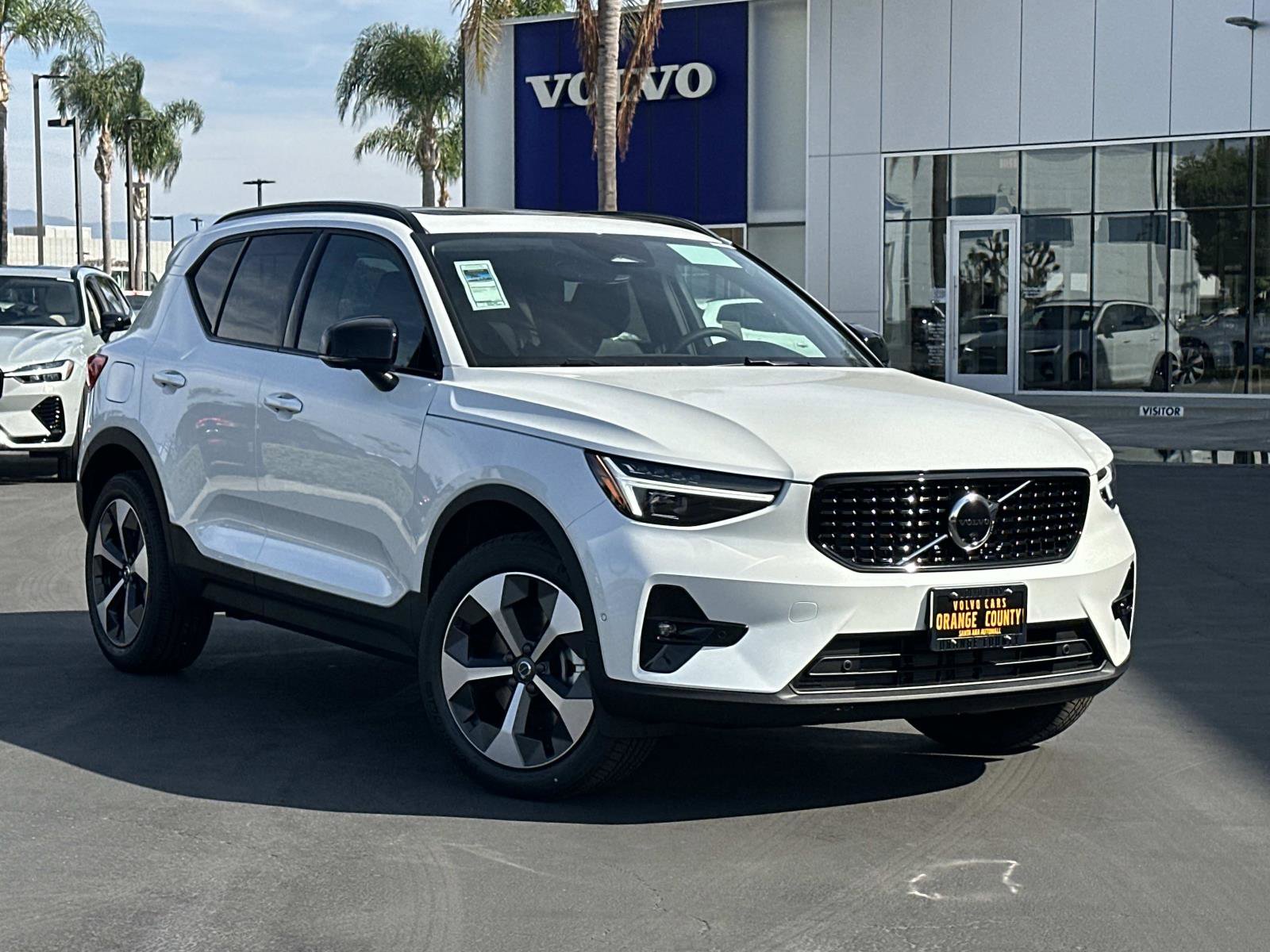New 2026 Volvo XC40 B5 Plus w/ Protection Package Premier
