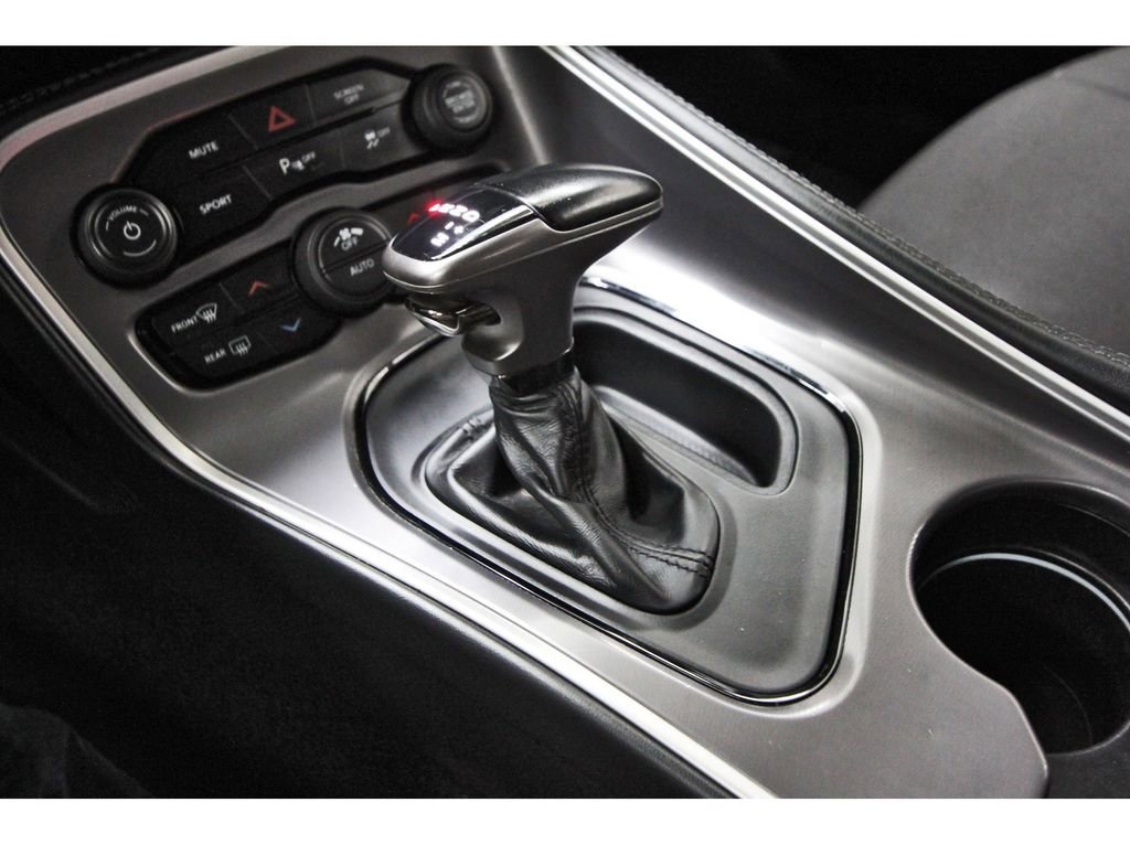 Used 2022 Dodge Challenger R/T image 25