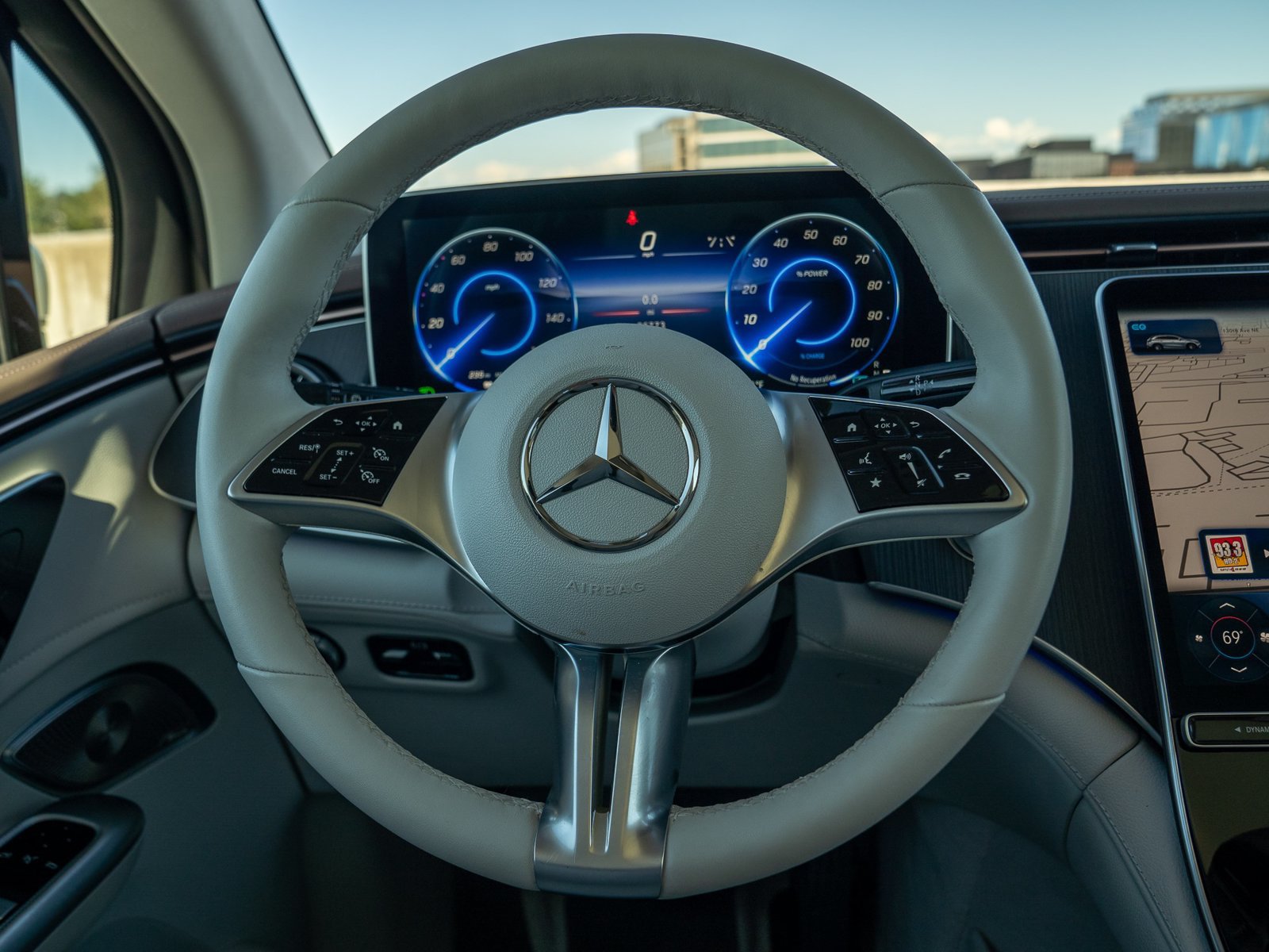Certified 2023 Mercedes-Benz EQE 350+ 4MATIC SUV image 22
