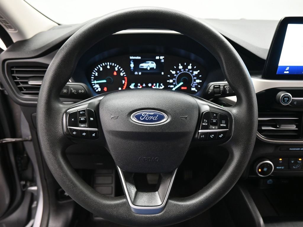 Certified 2022 Ford Escape SE image 11